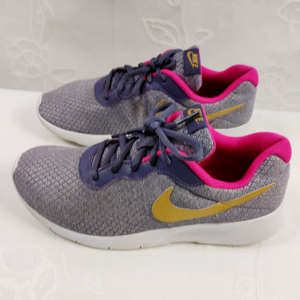 Nike Girls Tanjun Racer Sneakers 6.5 Youth Gray Pink Gold Running Shoe - Picture 5 of 9